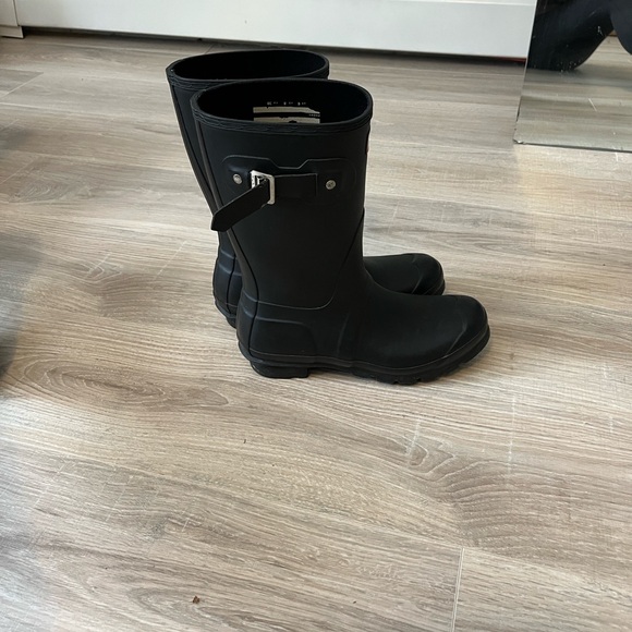 Hunter Original Women's Black Rain Boots - Picture 4 of 10